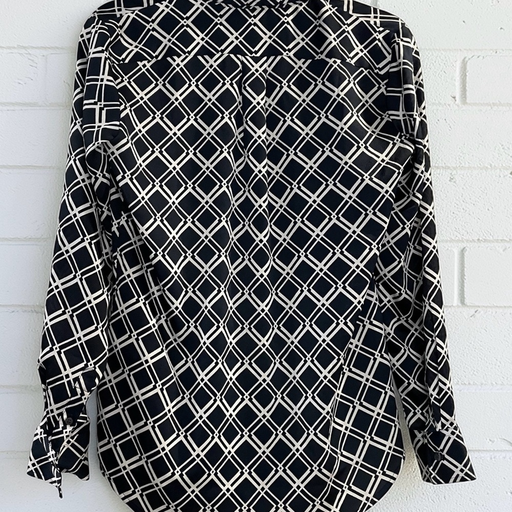 Banana Republic Dillon Blouse XS Navy White Geometric Print - Picture 2 of 5